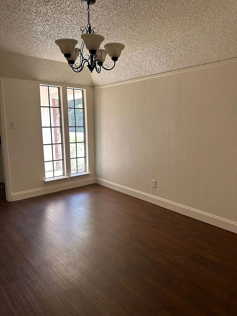 4715 Ridgeline Drive Arlington TX 76017