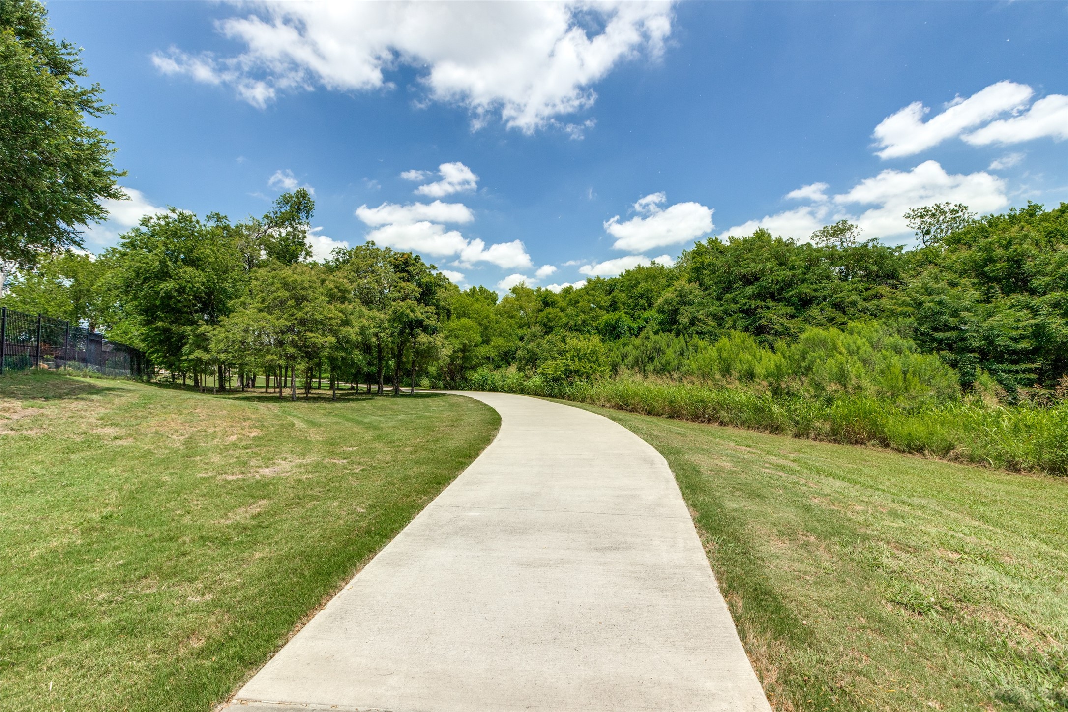 1097 Oakbrook Street Prosper TX 75078