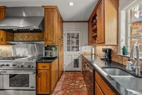 425 Crestwood Drive Fort Worth TX 76107
