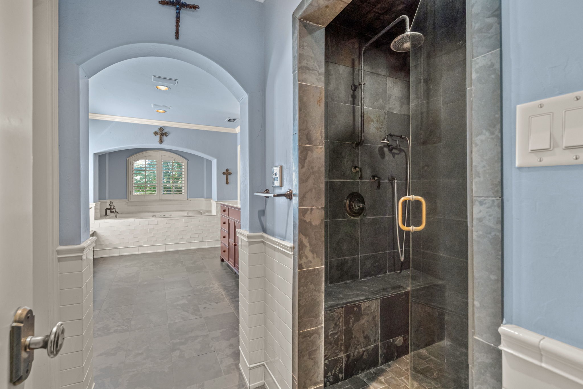 425 Crestwood Drive Fort Worth TX 76107