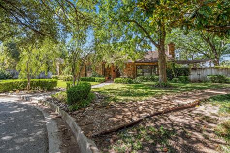 425 Crestwood Drive Fort Worth TX 76107