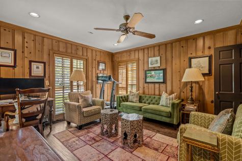 425 Crestwood Drive Fort Worth TX 76107