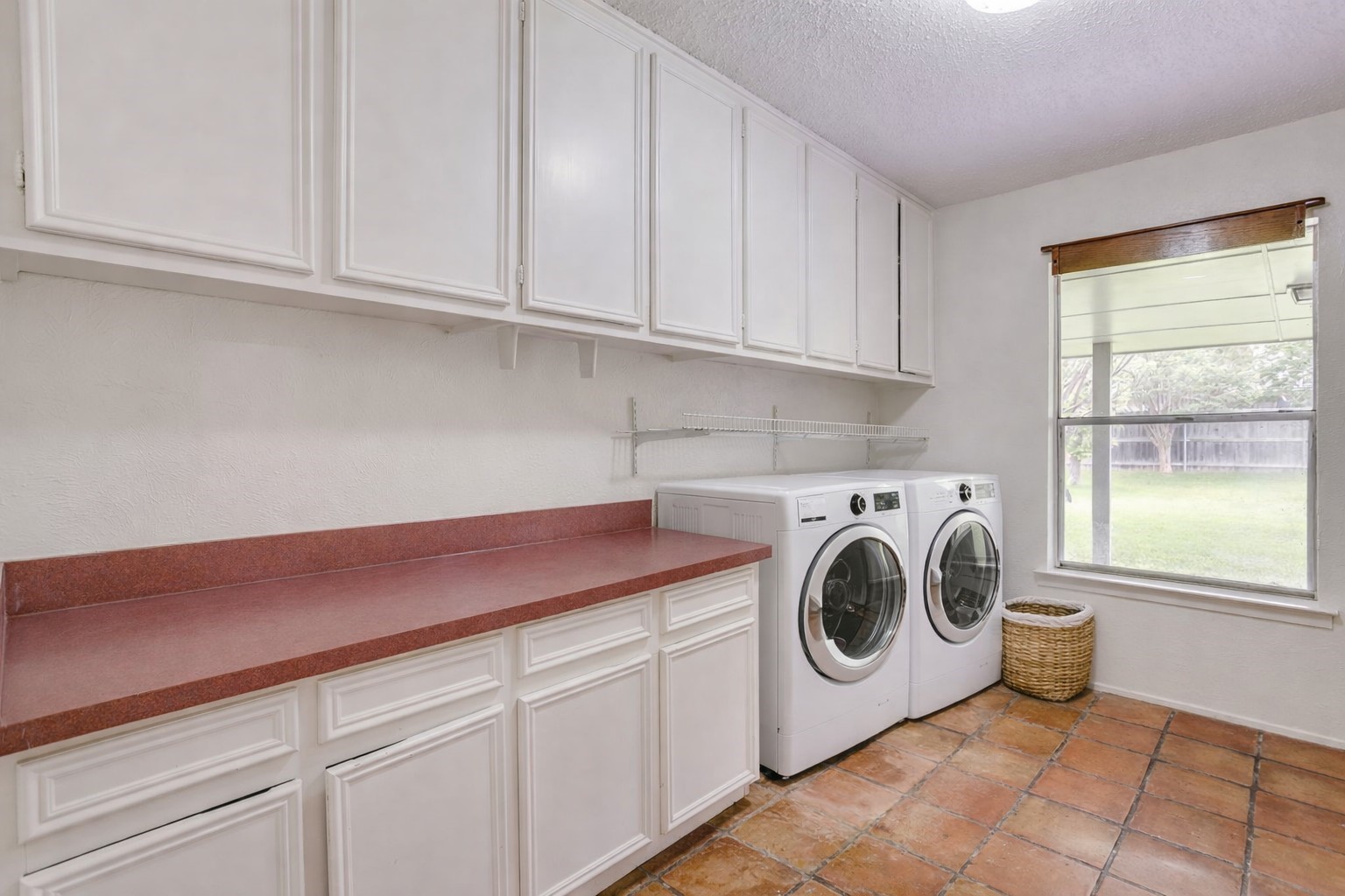 6800 Kingswood Drive Fort Worth TX 76133