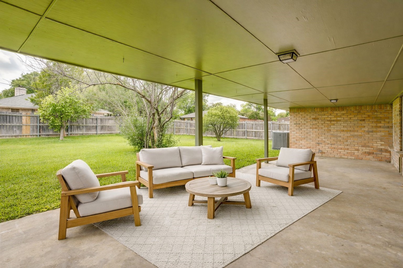 6800 Kingswood Drive Fort Worth TX 76133