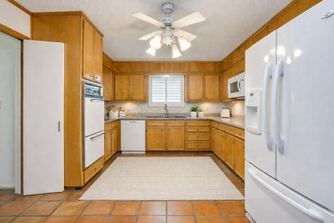 6800 Kingswood Drive Fort Worth TX 76133