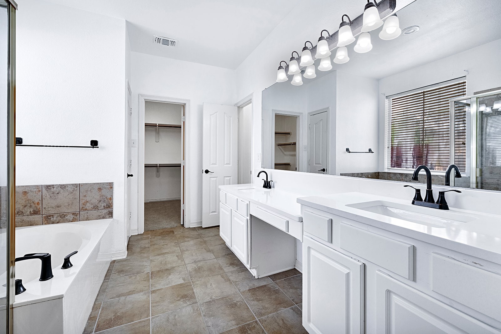 8810 Edgelake Trail Rowlett TX 75088