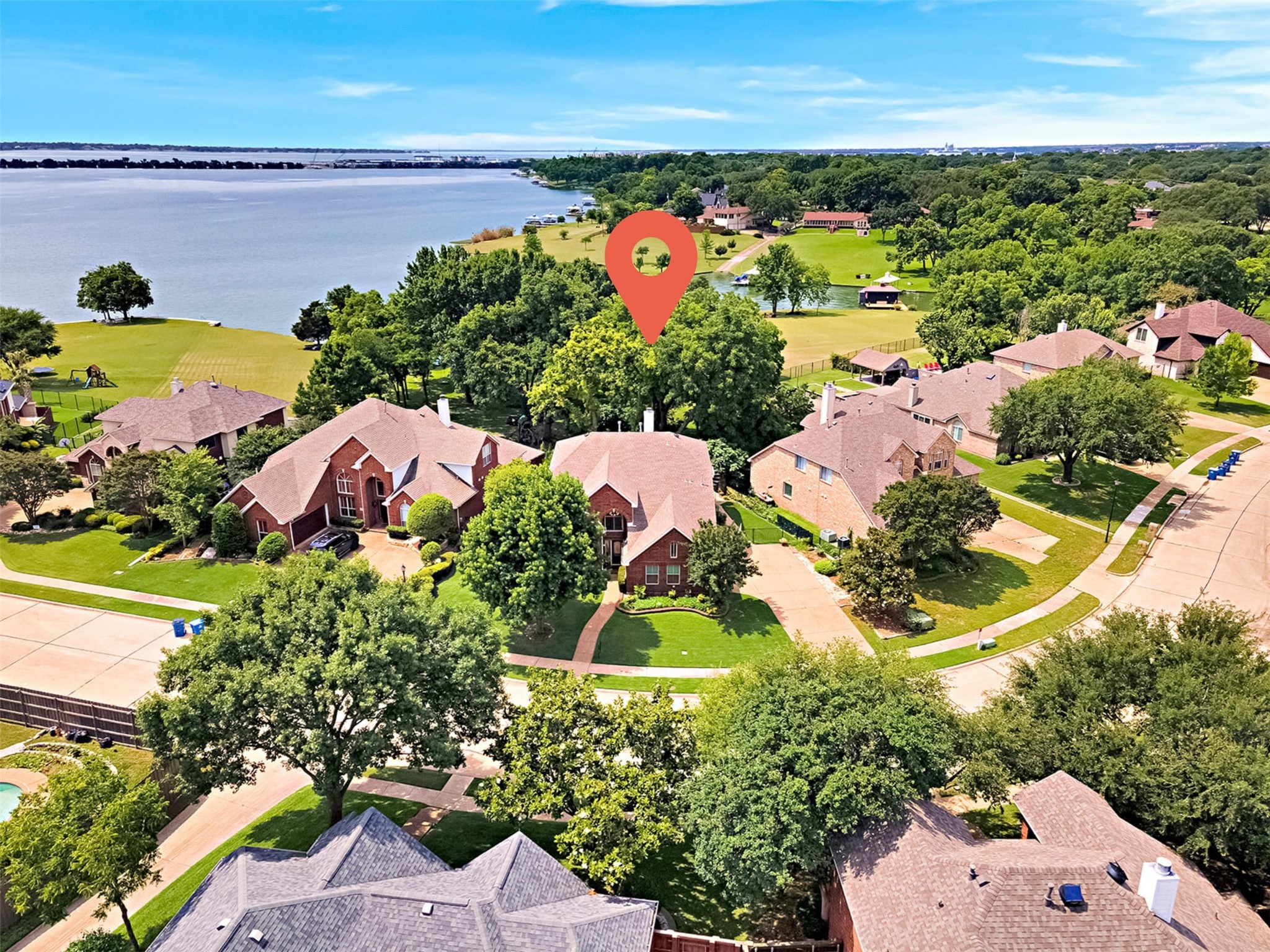 8810 Edgelake Trail Rowlett TX 75088
