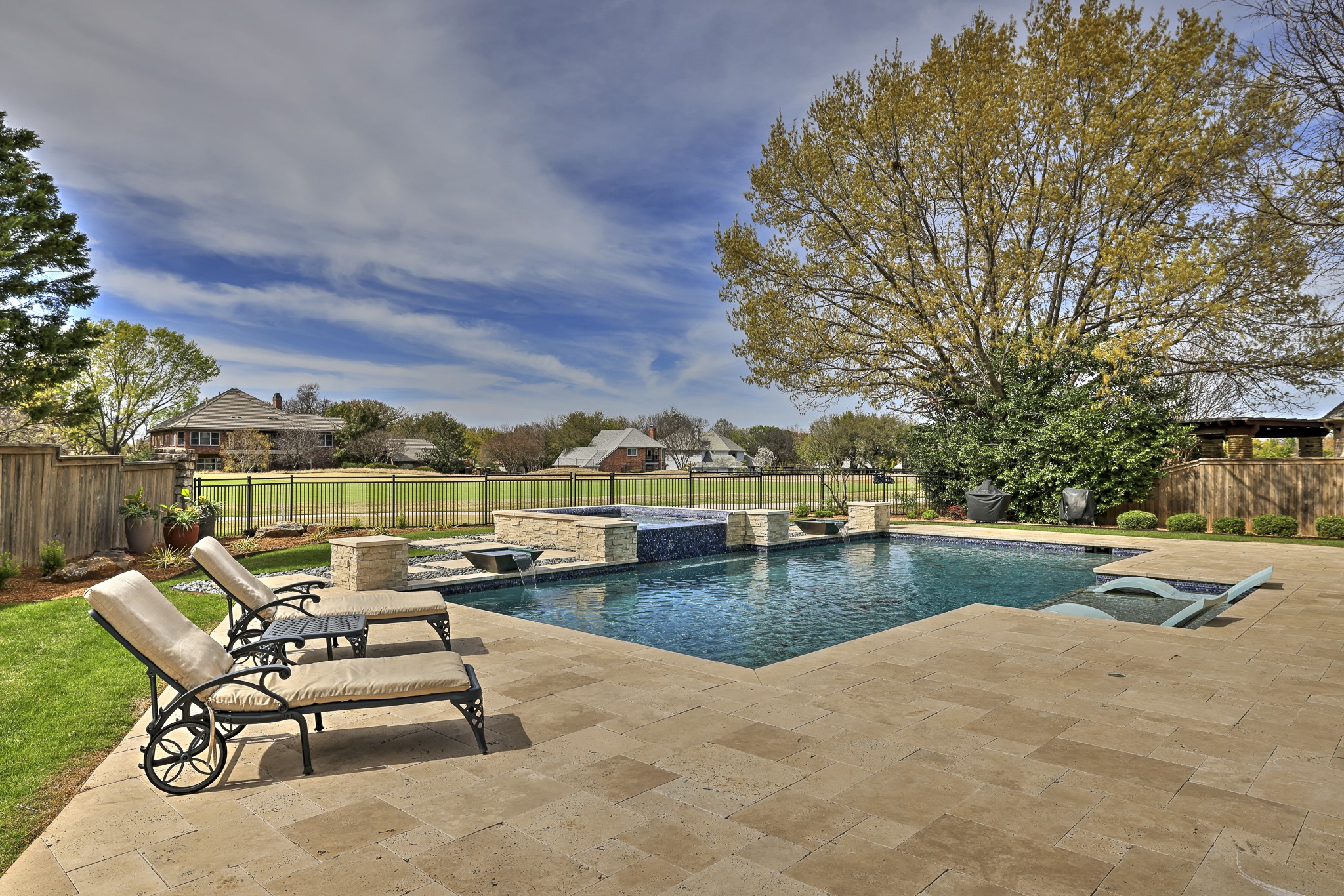 6932 Hazeltine Drive Fort Worth TX 76132