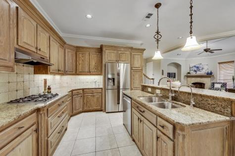 17418 Dowell Circle Dallas TX 75252