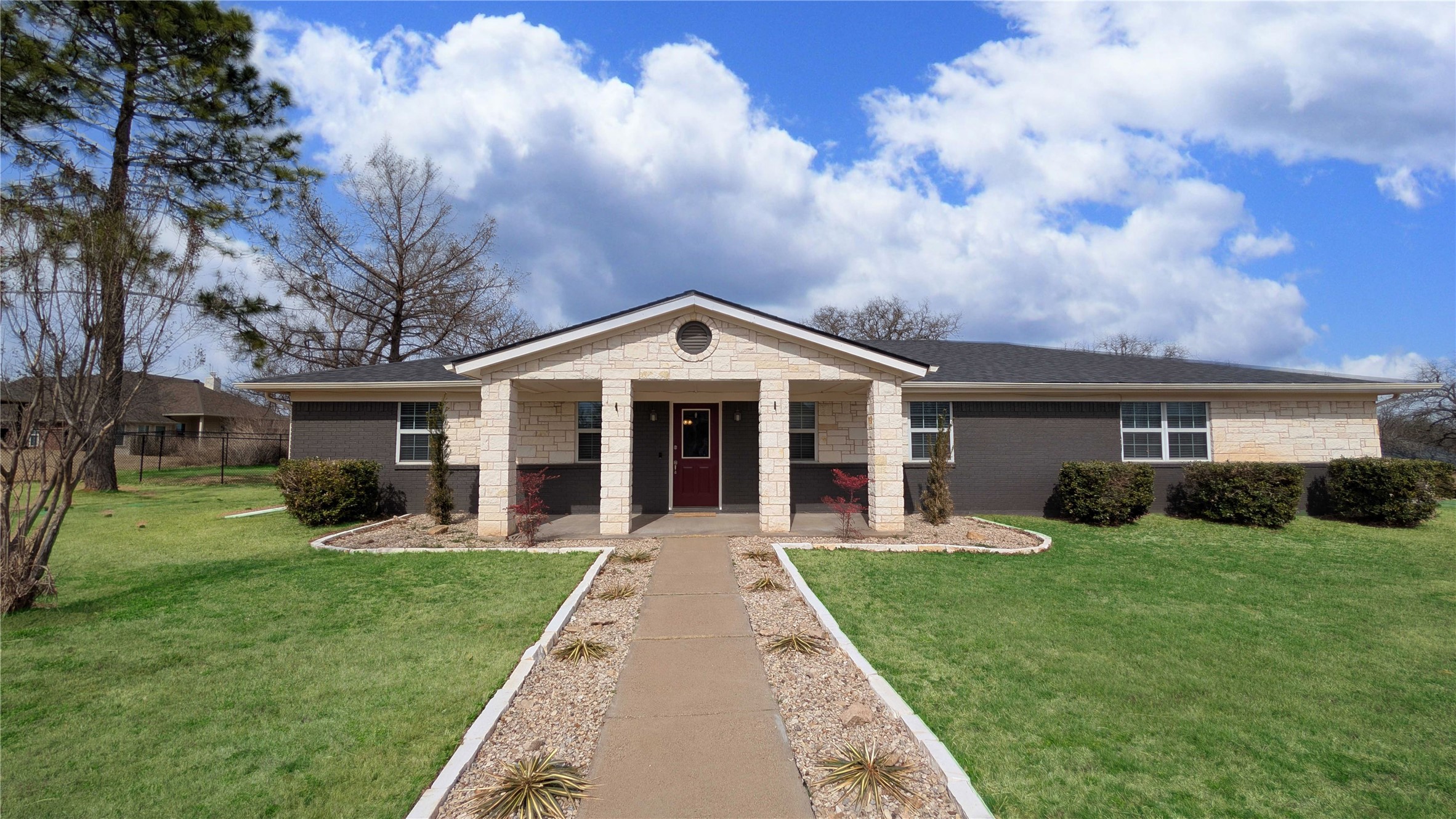 6920 Westover Drive Granbury TX 76049