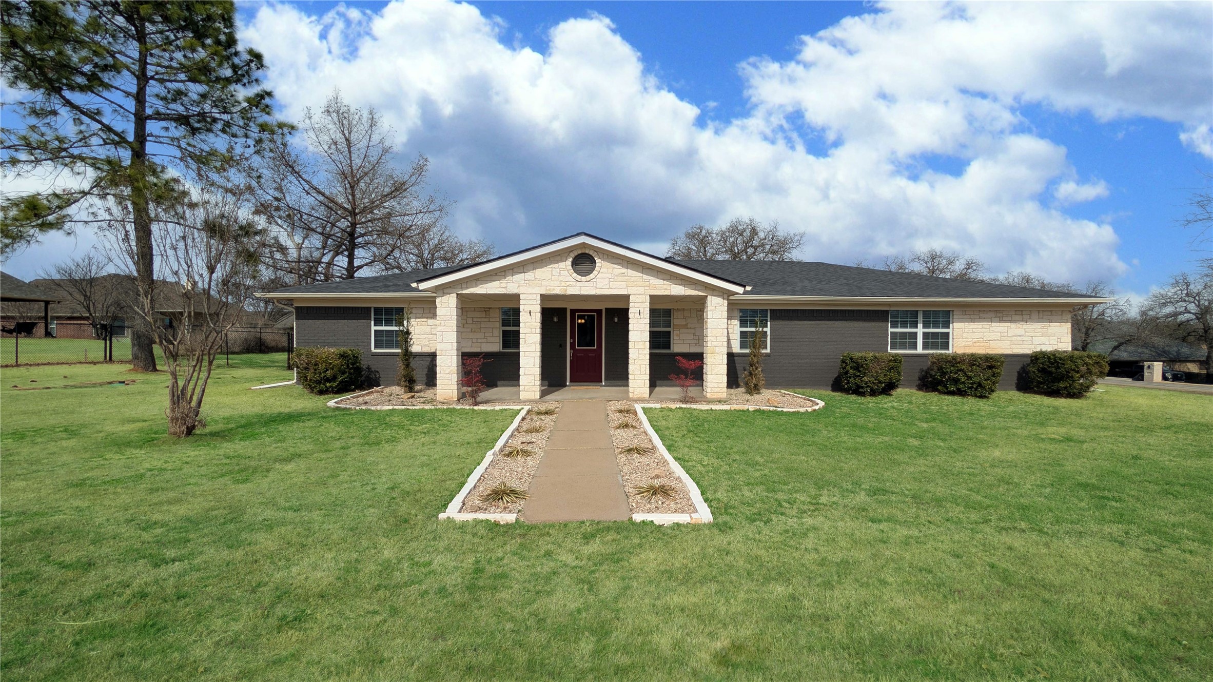 6920 Westover Drive Granbury TX 76049