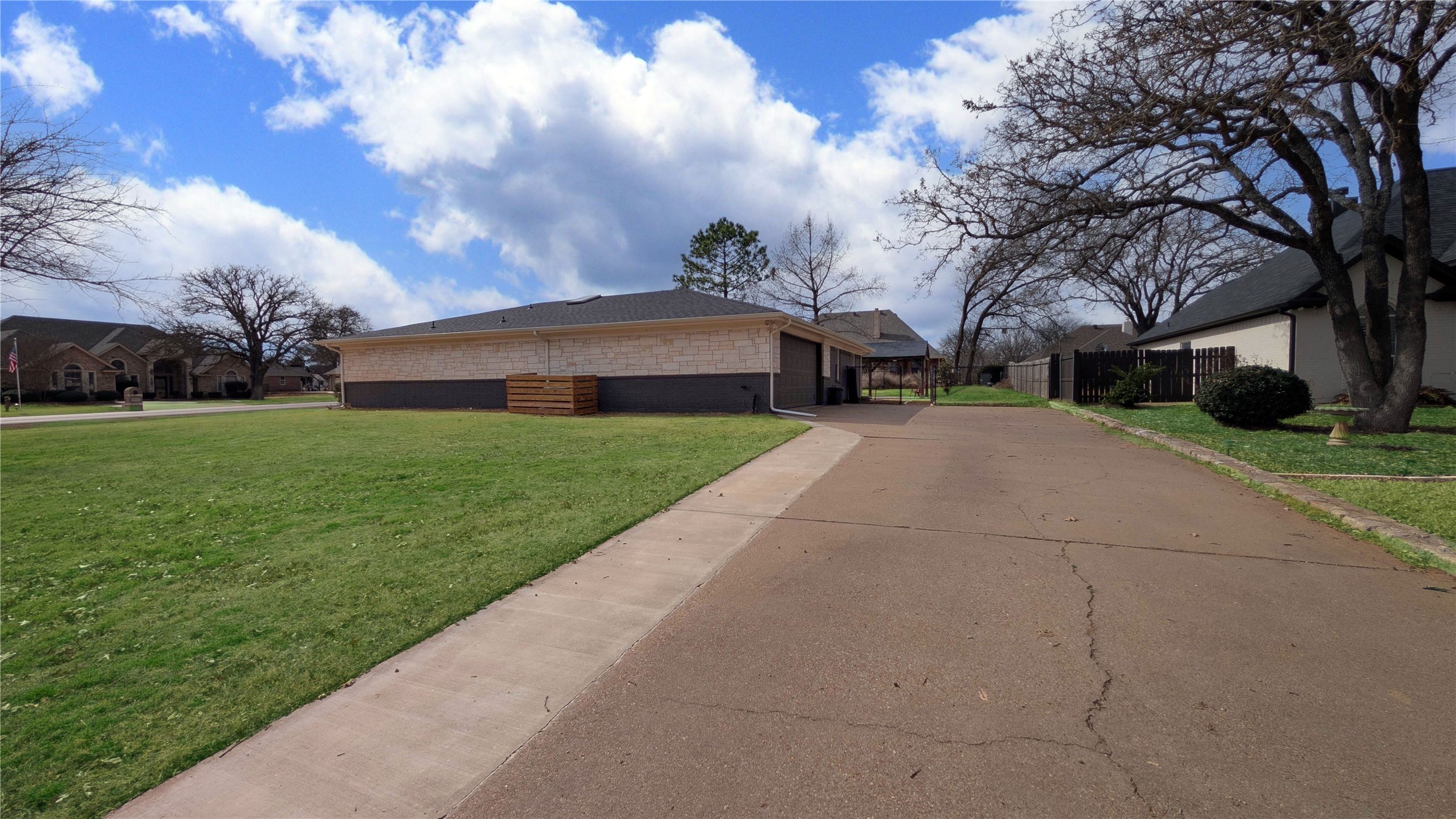 6920 Westover Drive Granbury TX 76049