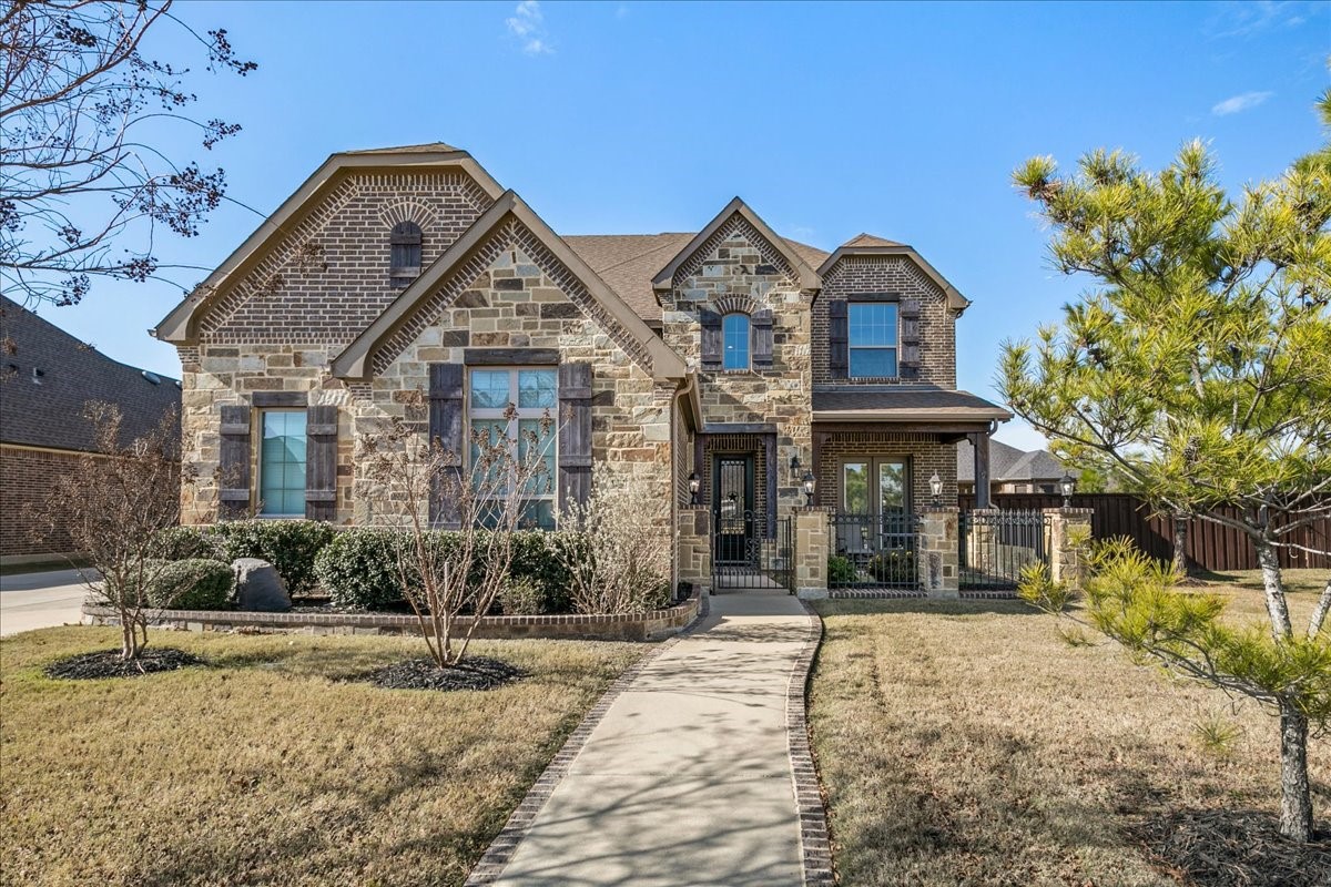 1100 Stonewall Drive Mansfield TX 76063