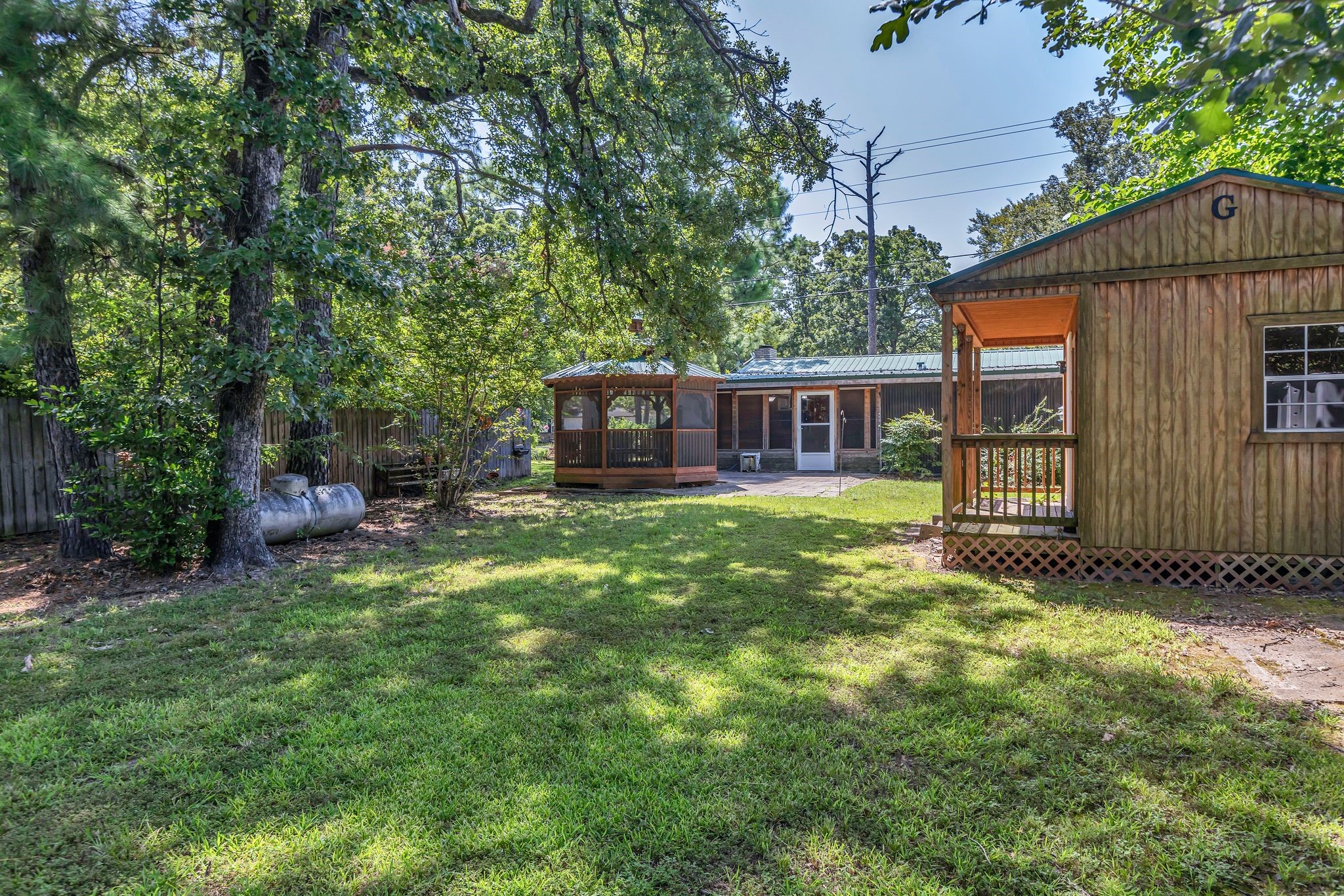 733 Cedarcrest Drive Tool TX 75143