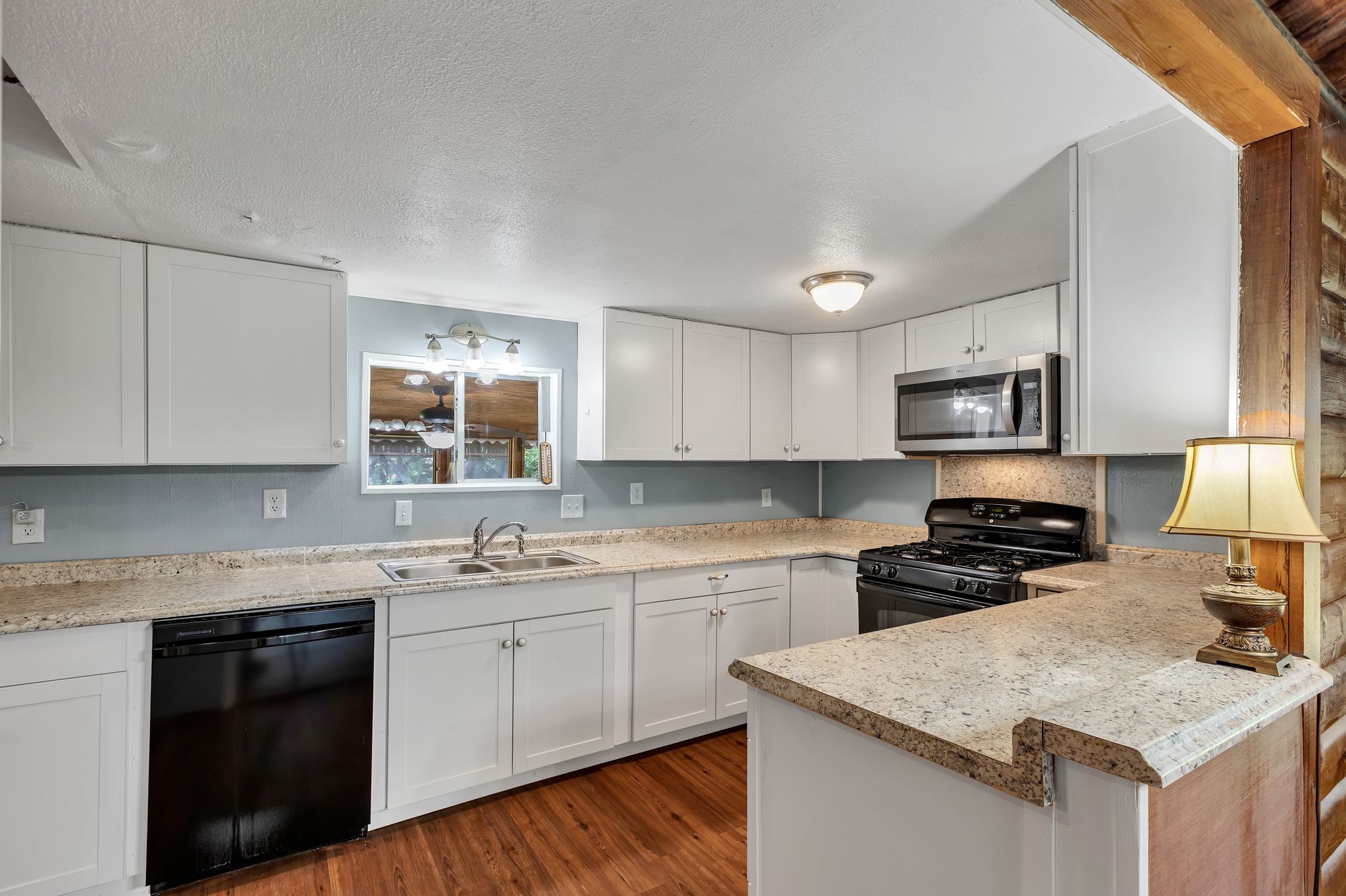 733 Cedarcrest Drive Tool TX 75143