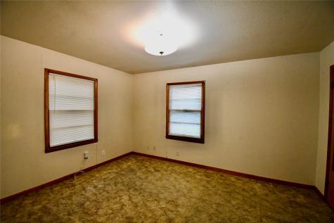 1314 W Water Street Weatherford TX 76086