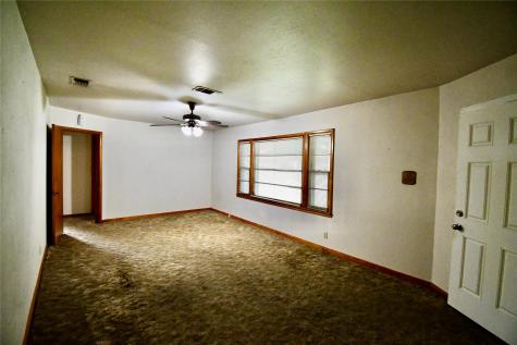 1314 W Water Street Weatherford TX 76086