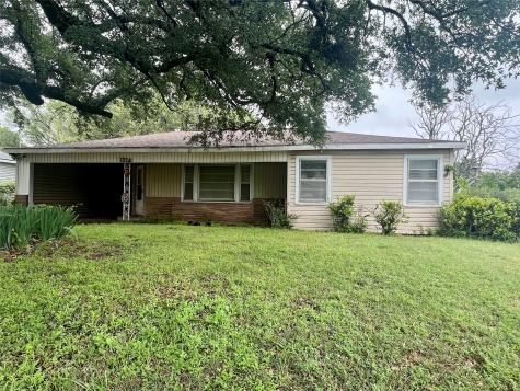 1314 W Water Street Weatherford TX 76086