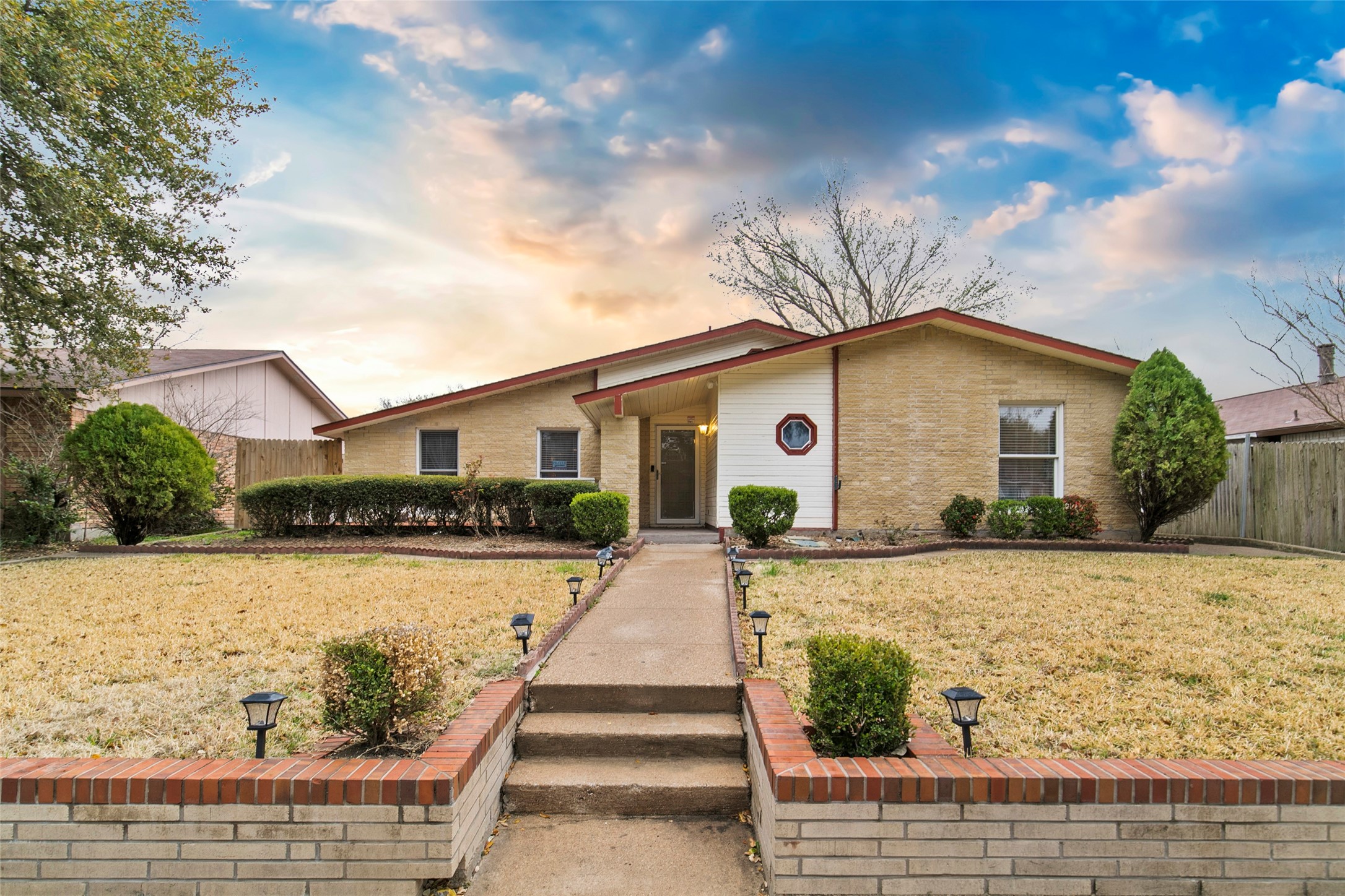 2810 Dove Meadow Drive Garland TX 75043
