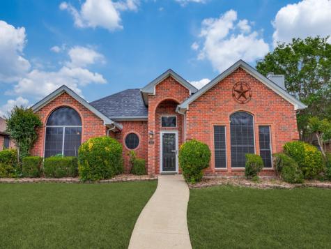 2132 Highwood Street Mesquite TX 75181