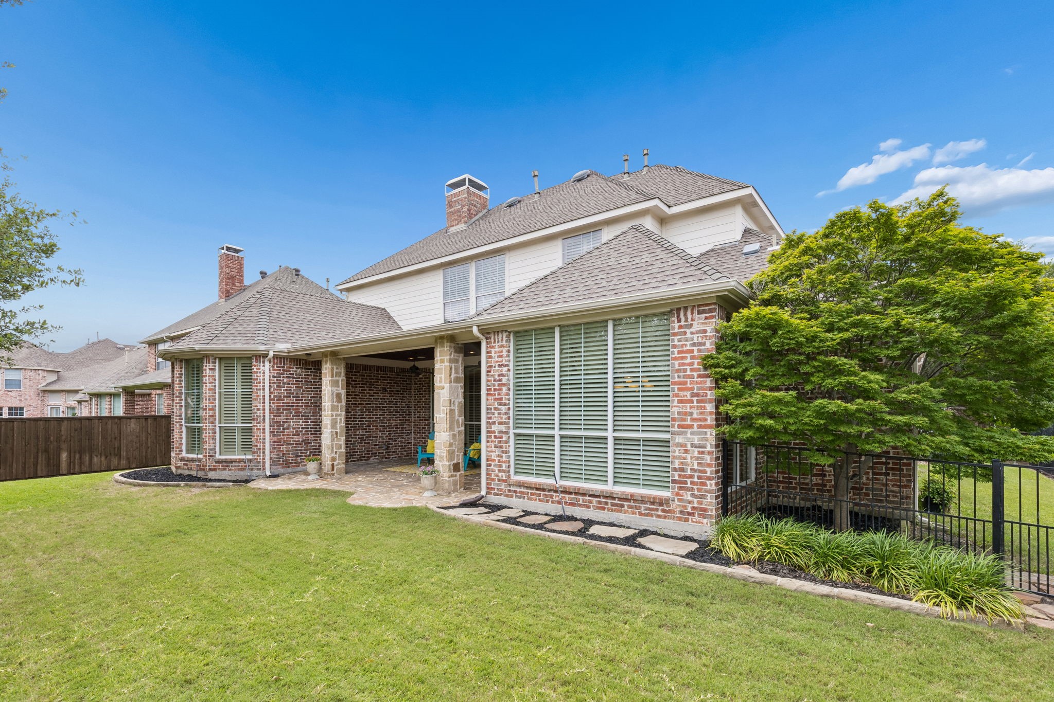 2612 Ranchview Drive Richardson TX 75082