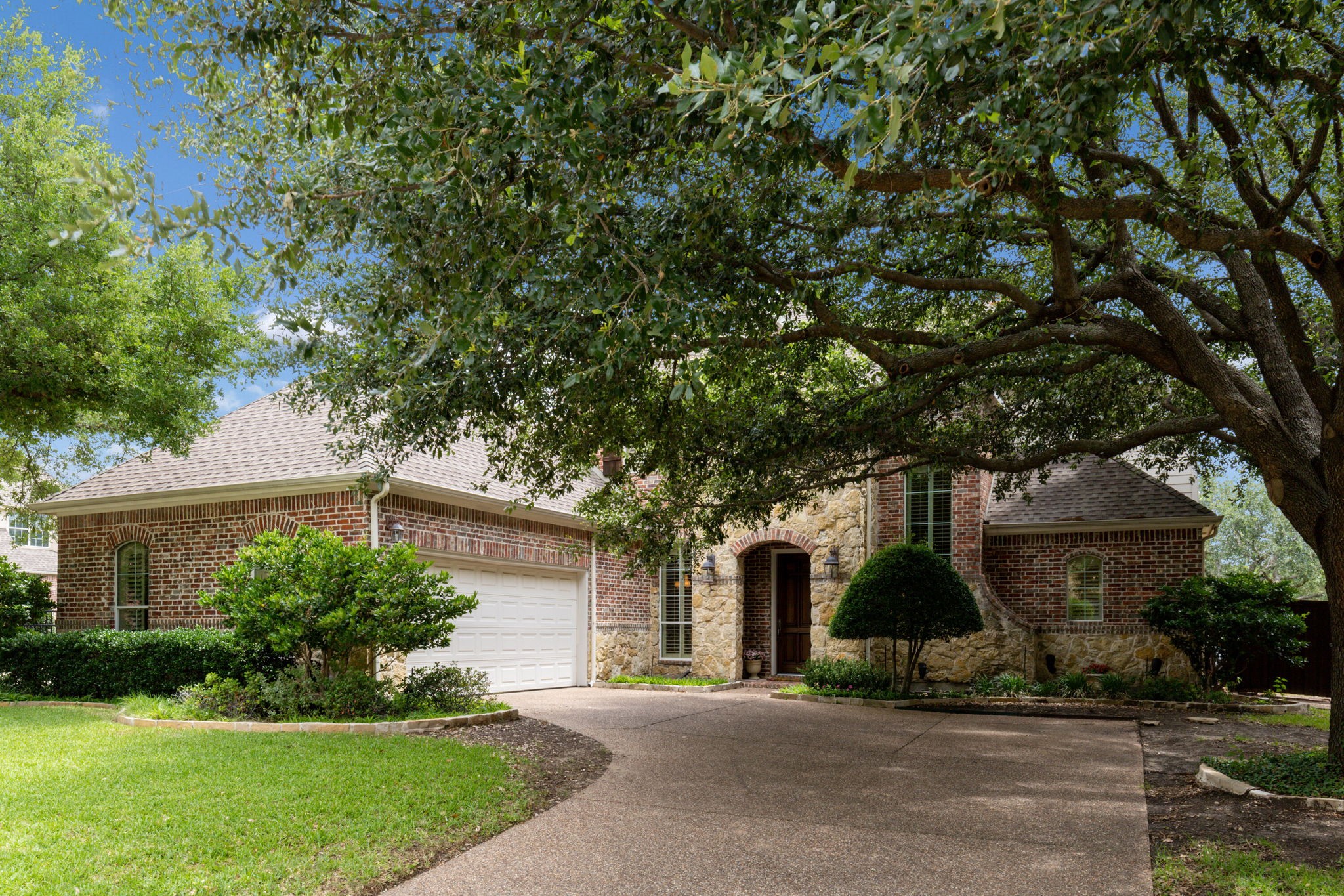 2612 Ranchview Drive Richardson TX 75082