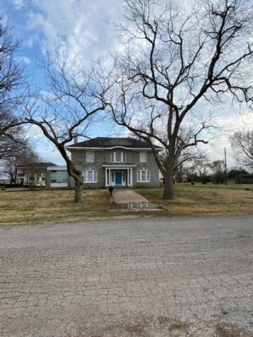 300 SE 5th Street Kerens TX 75144
