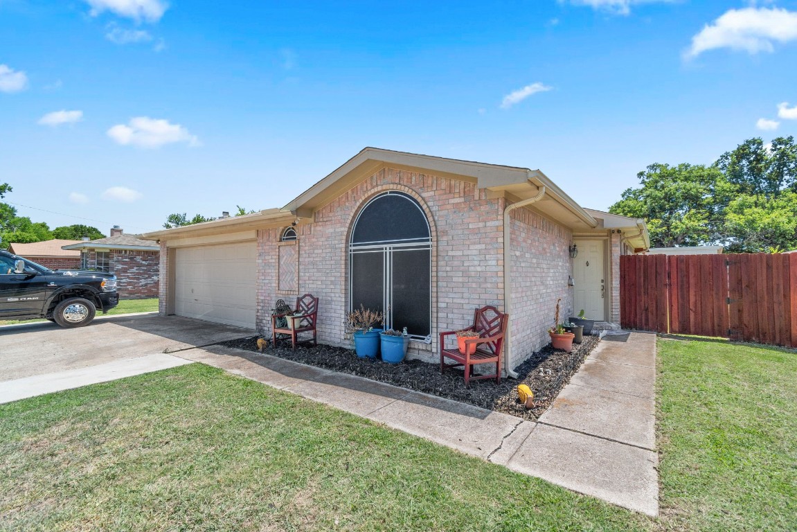 12252 China Lake Drive Dallas TX 75253