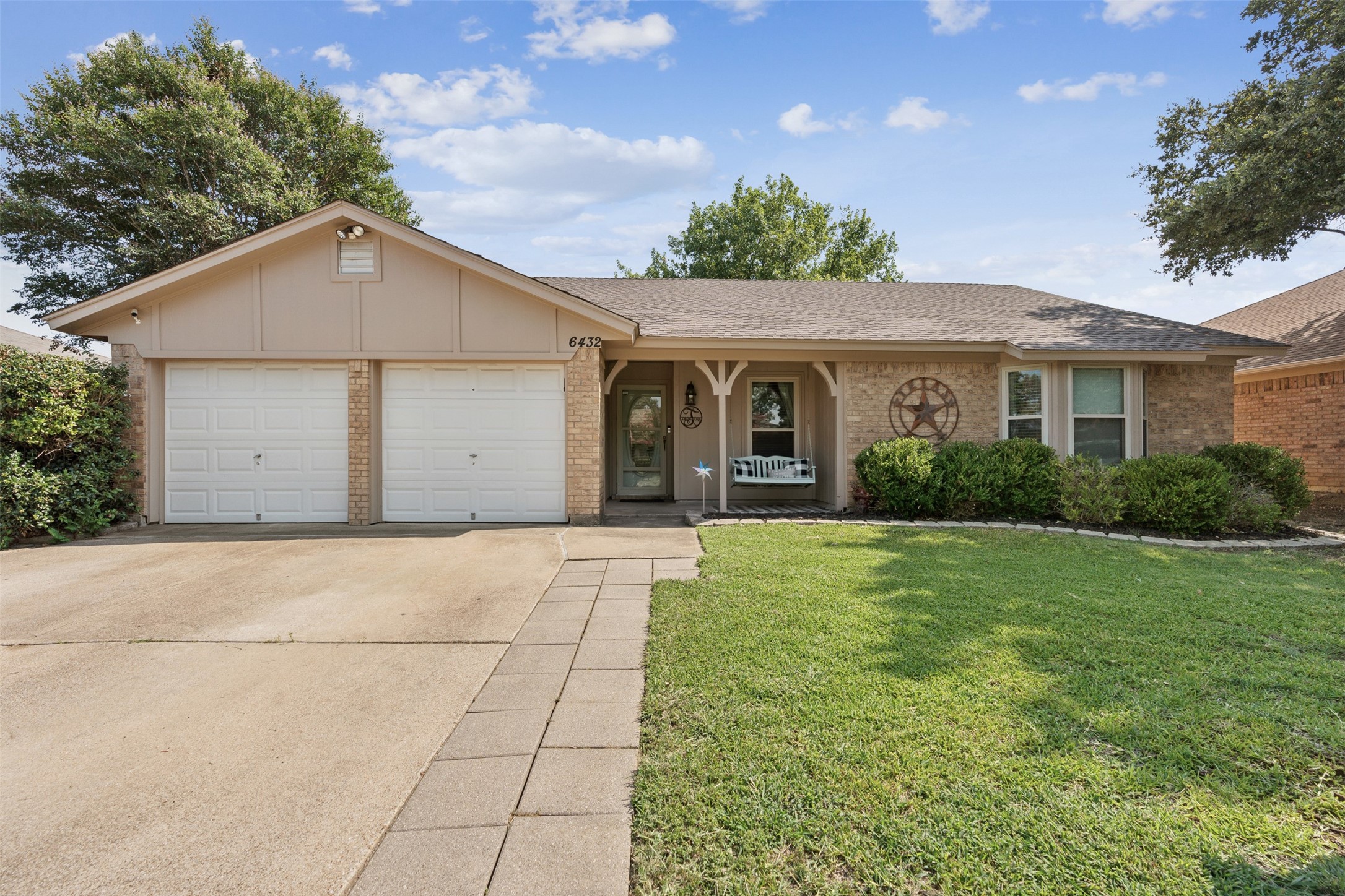 6432 Loma Vista Drive Watauga TX 76148