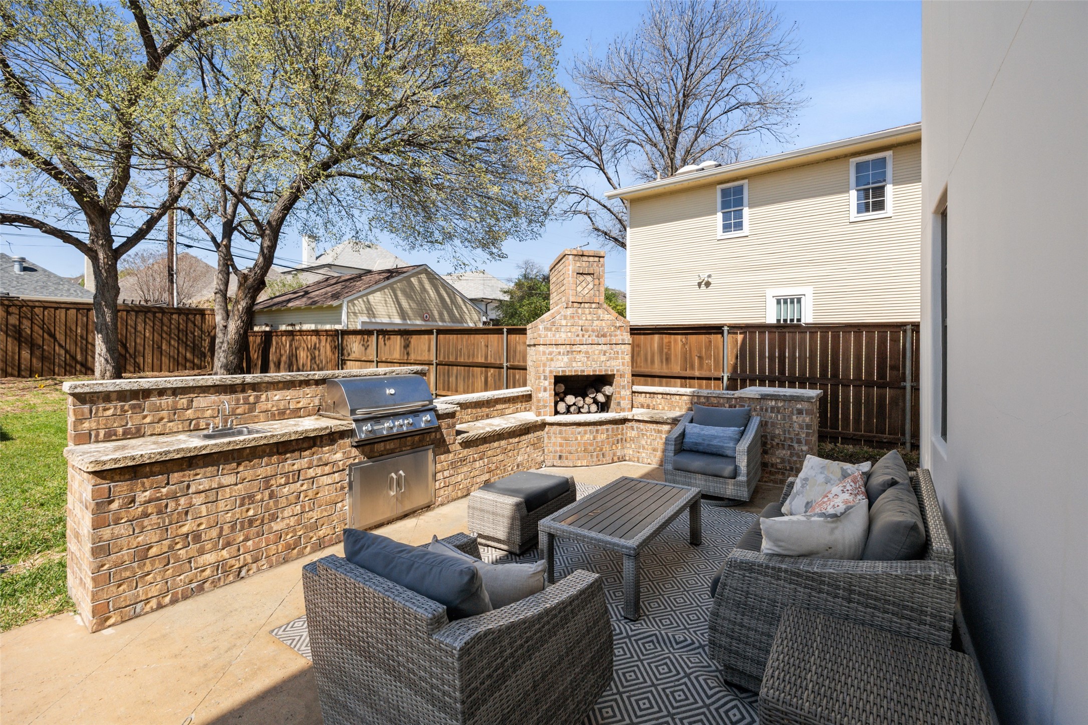 1716 Ashland Avenue Fort Worth TX 76107