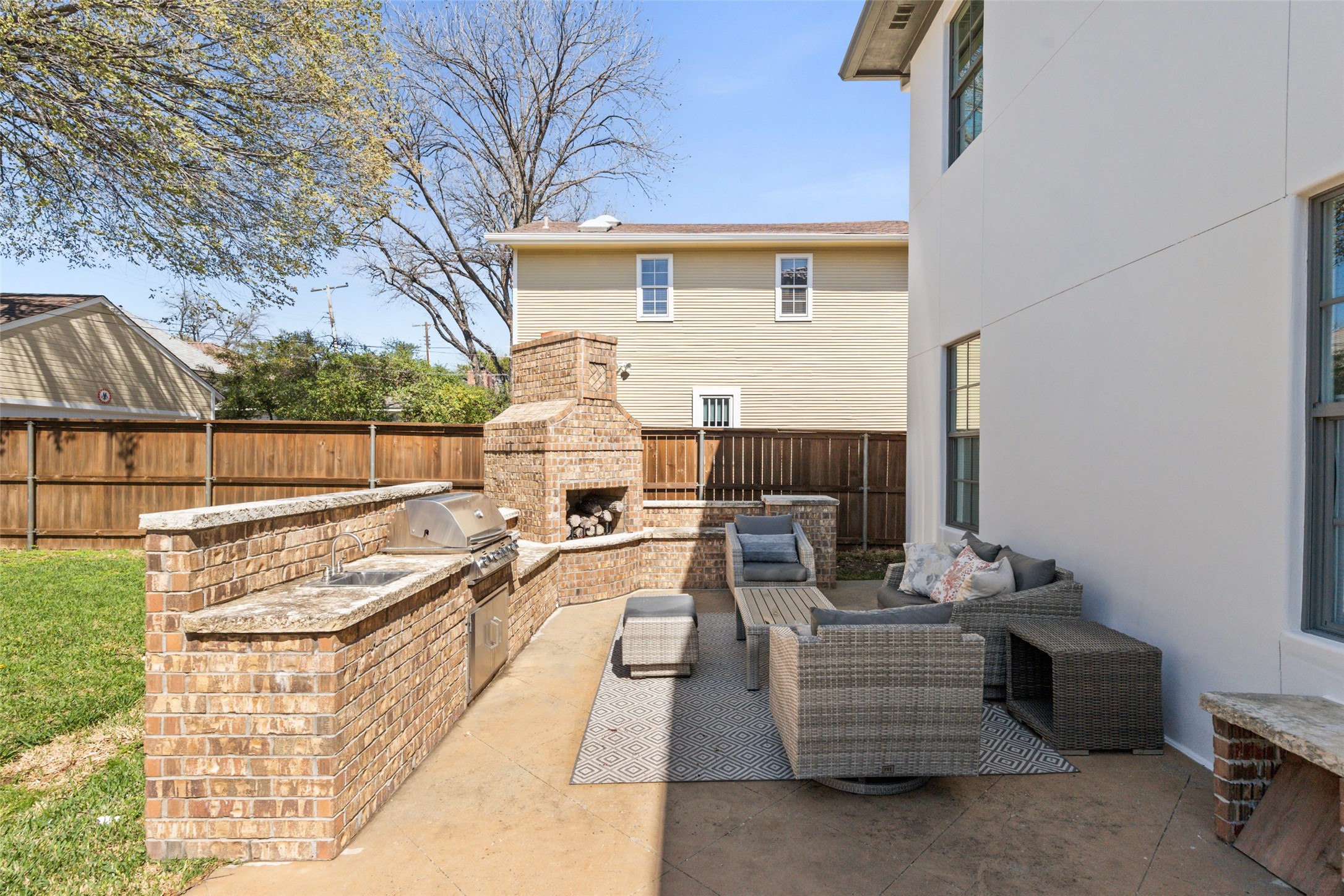 1716 Ashland Avenue Fort Worth TX 76107