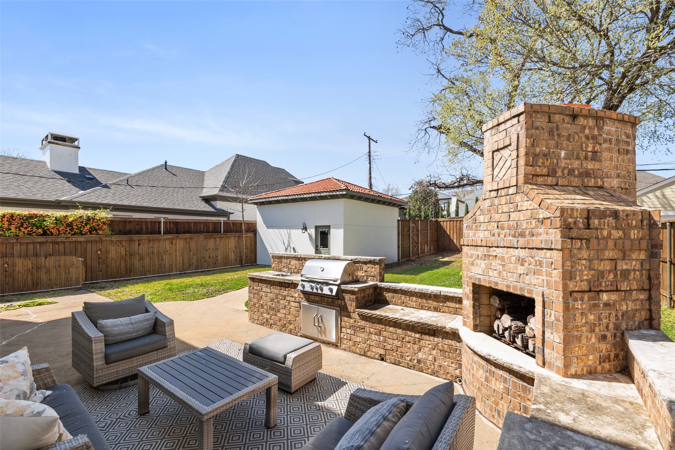 1716 Ashland Avenue Fort Worth TX 76107