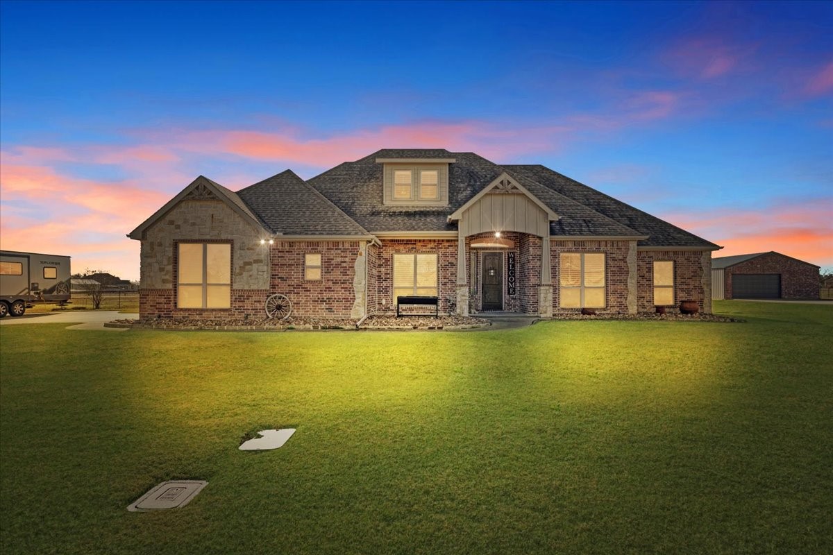 2704 Laurel Oaks Royse City TX 75189