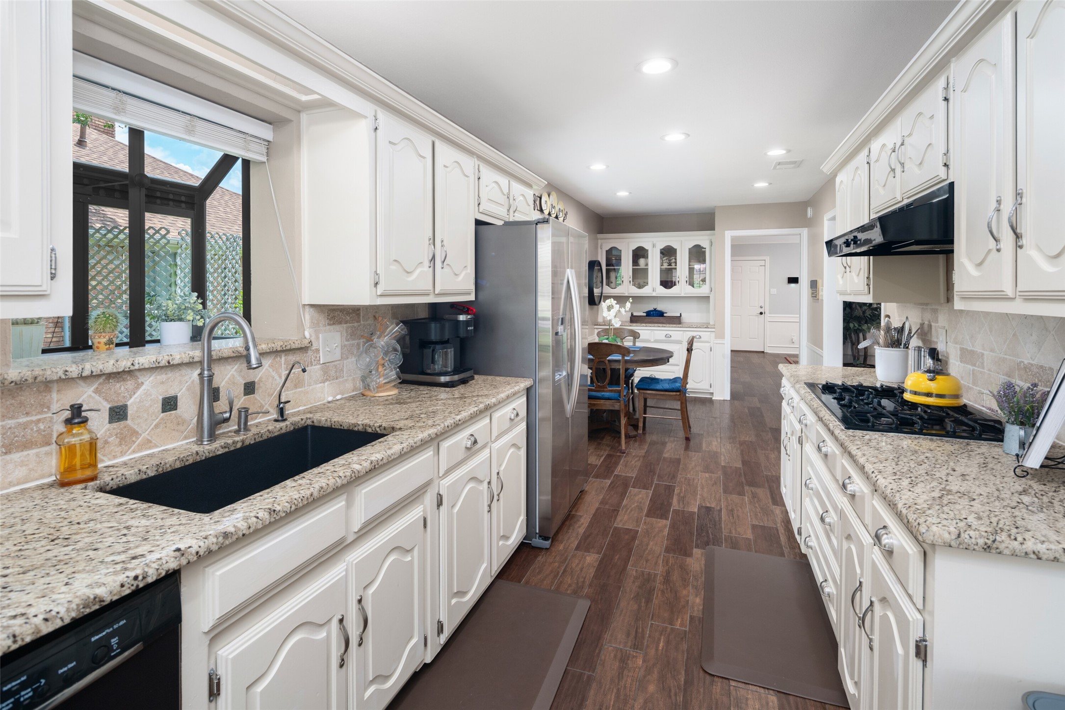 6005 Norfolk Drive Garland TX 75044