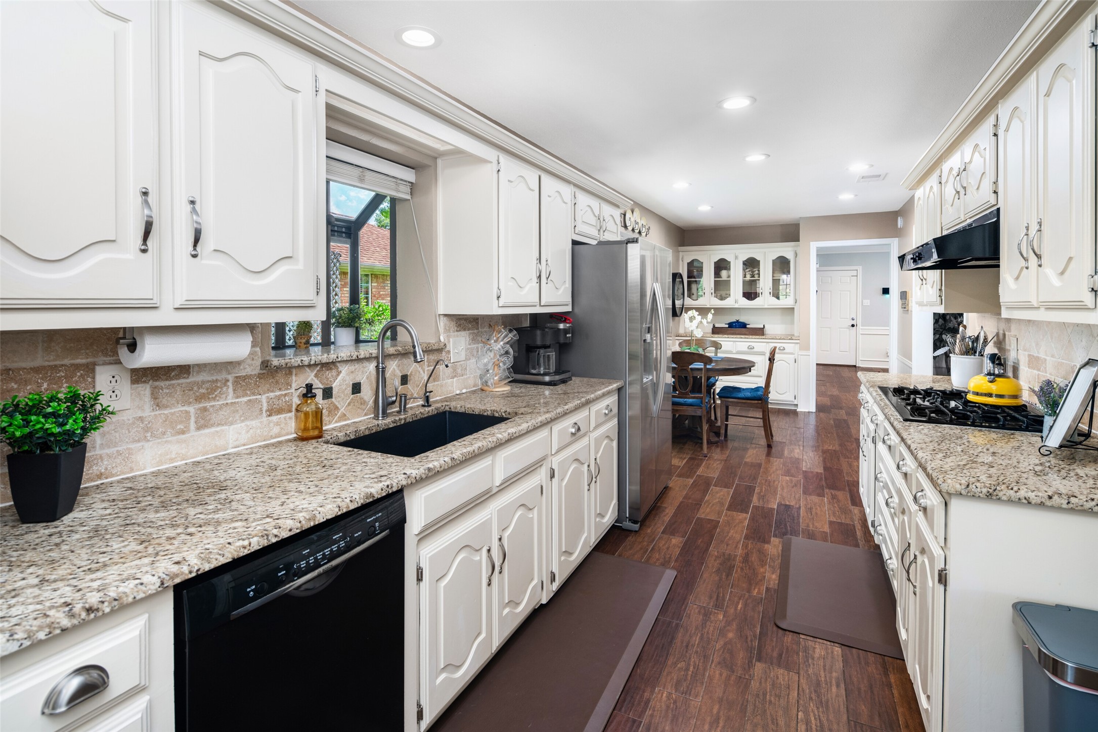 6005 Norfolk Drive Garland TX 75044