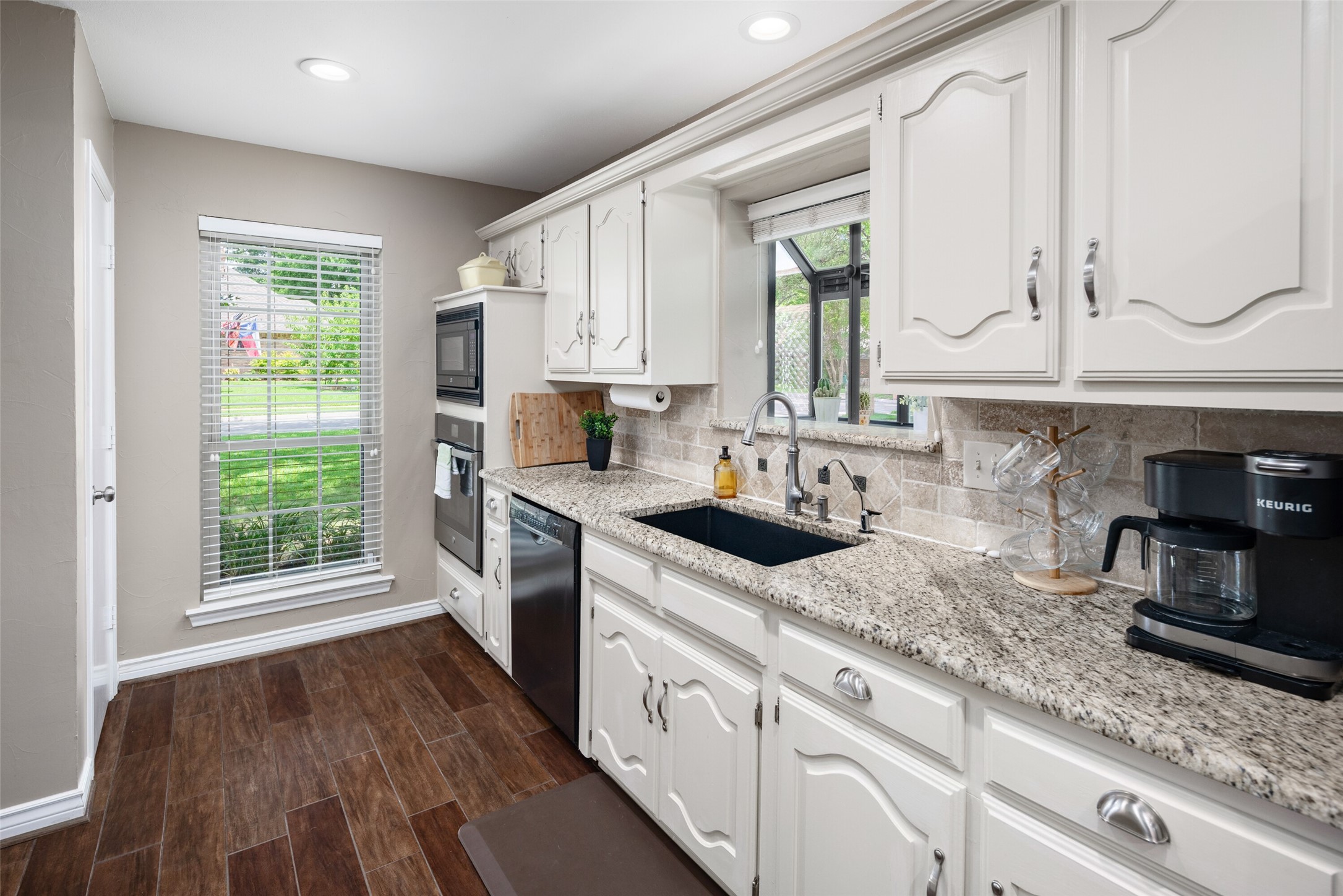 6005 Norfolk Drive Garland TX 75044