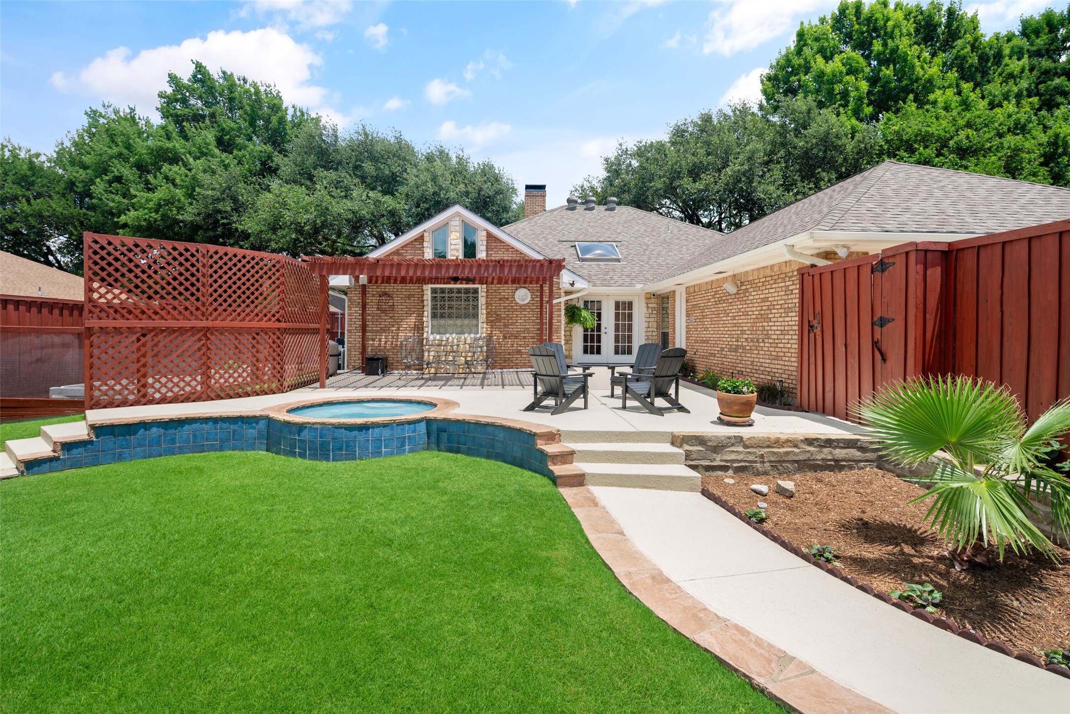 6005 Norfolk Drive Garland TX 75044