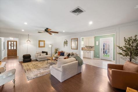 1415 Moss Rose Circle Irving TX 75061