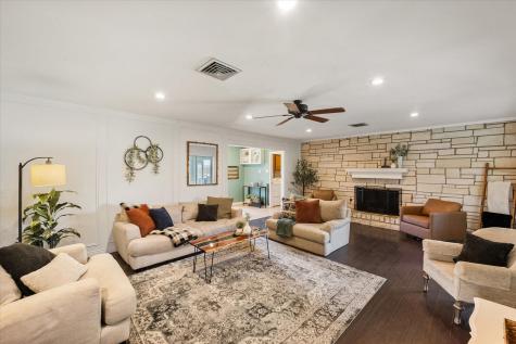 1415 Moss Rose Circle Irving TX 75061