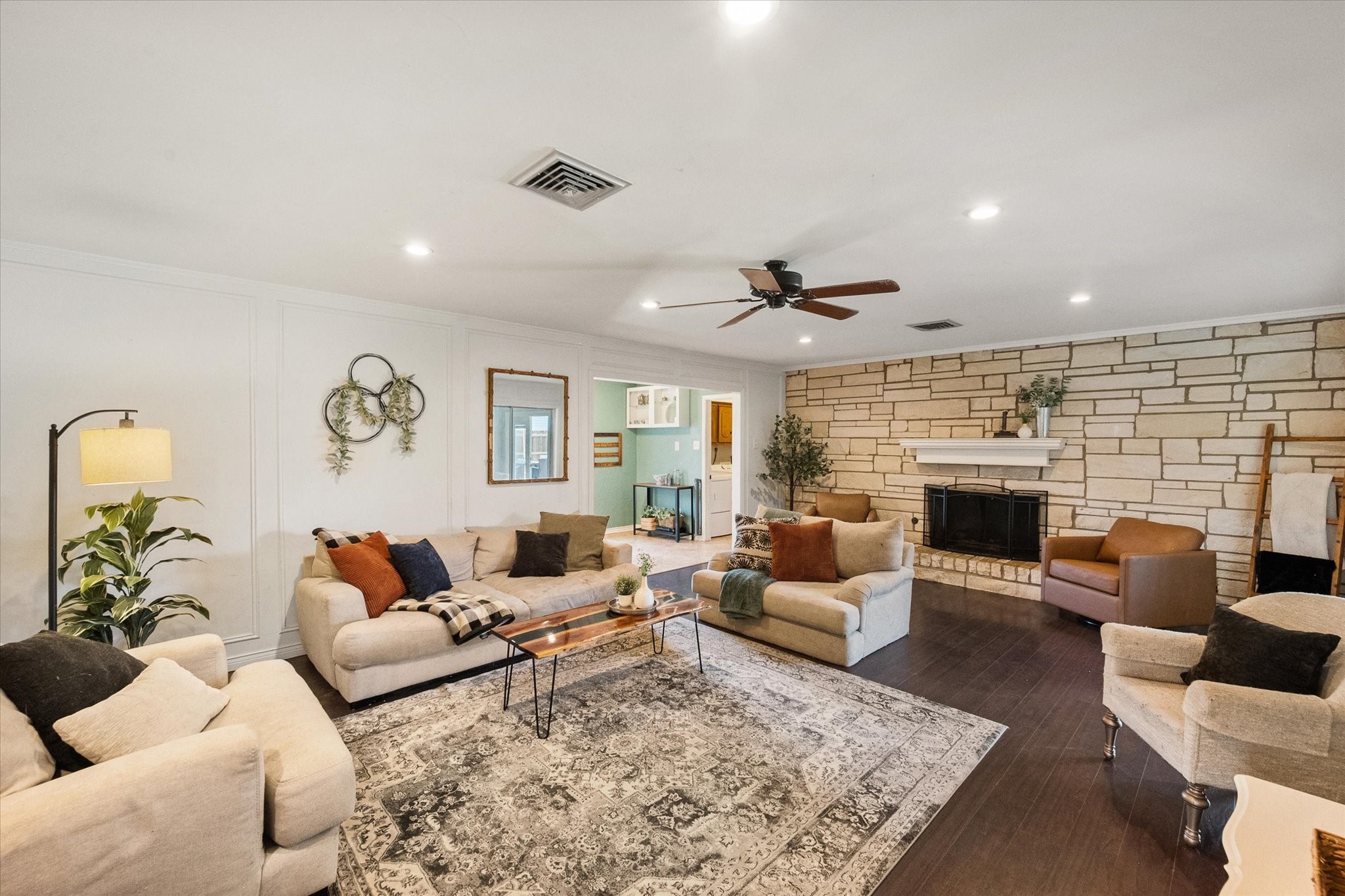 1415 Moss Rose Circle Irving TX 75061