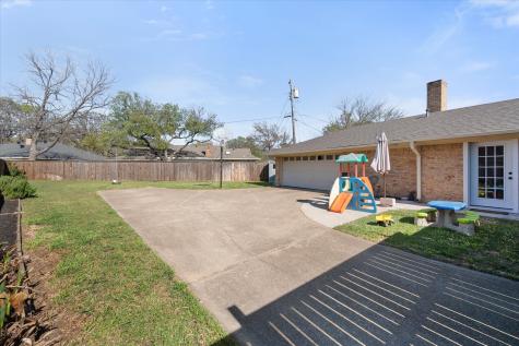 1415 Moss Rose Circle Irving TX 75061