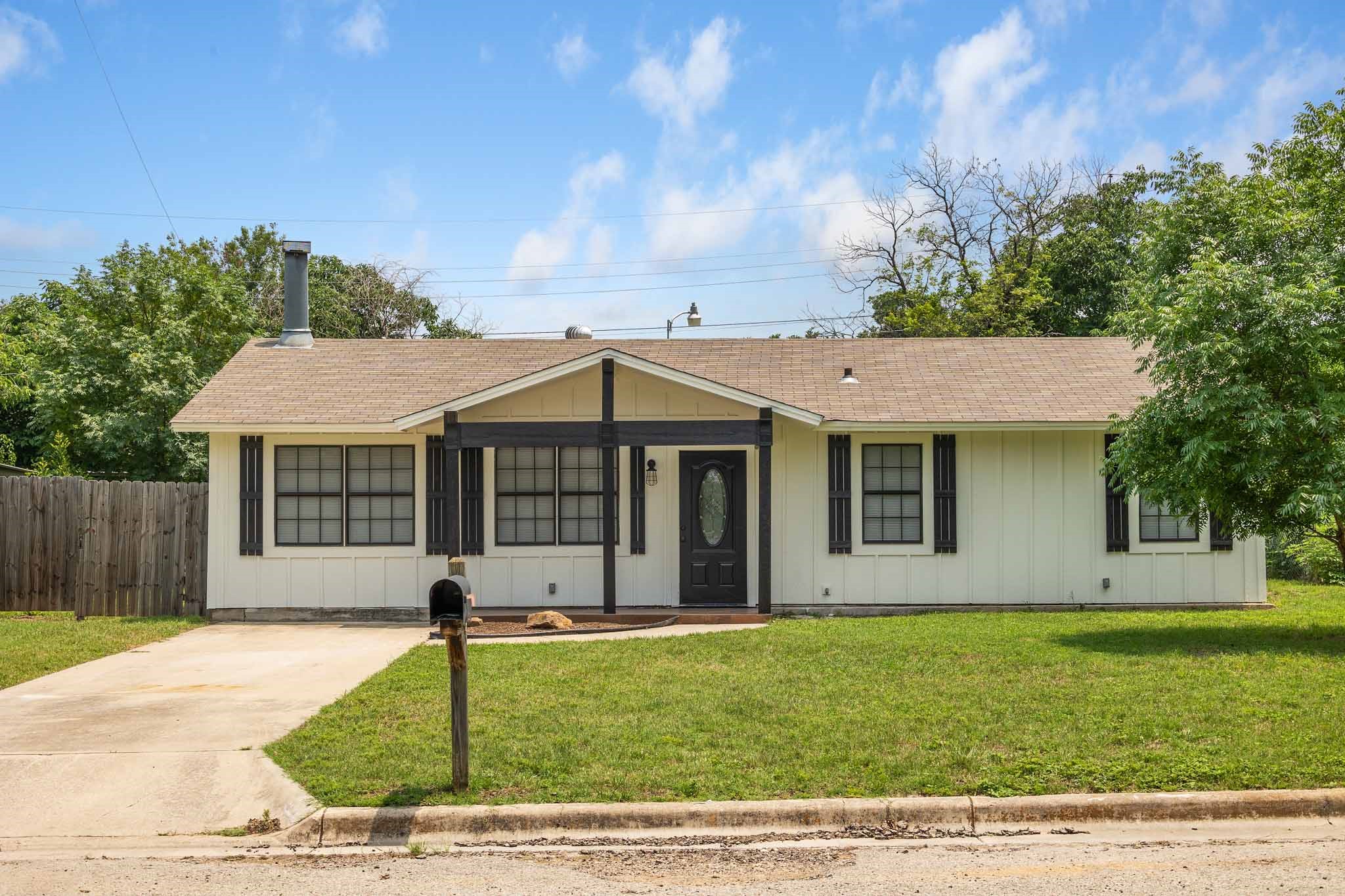 1608 Wood Street Brownwood TX 76801