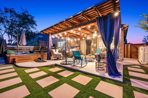 8525 Bayberry Avenue Lantana TX 76226