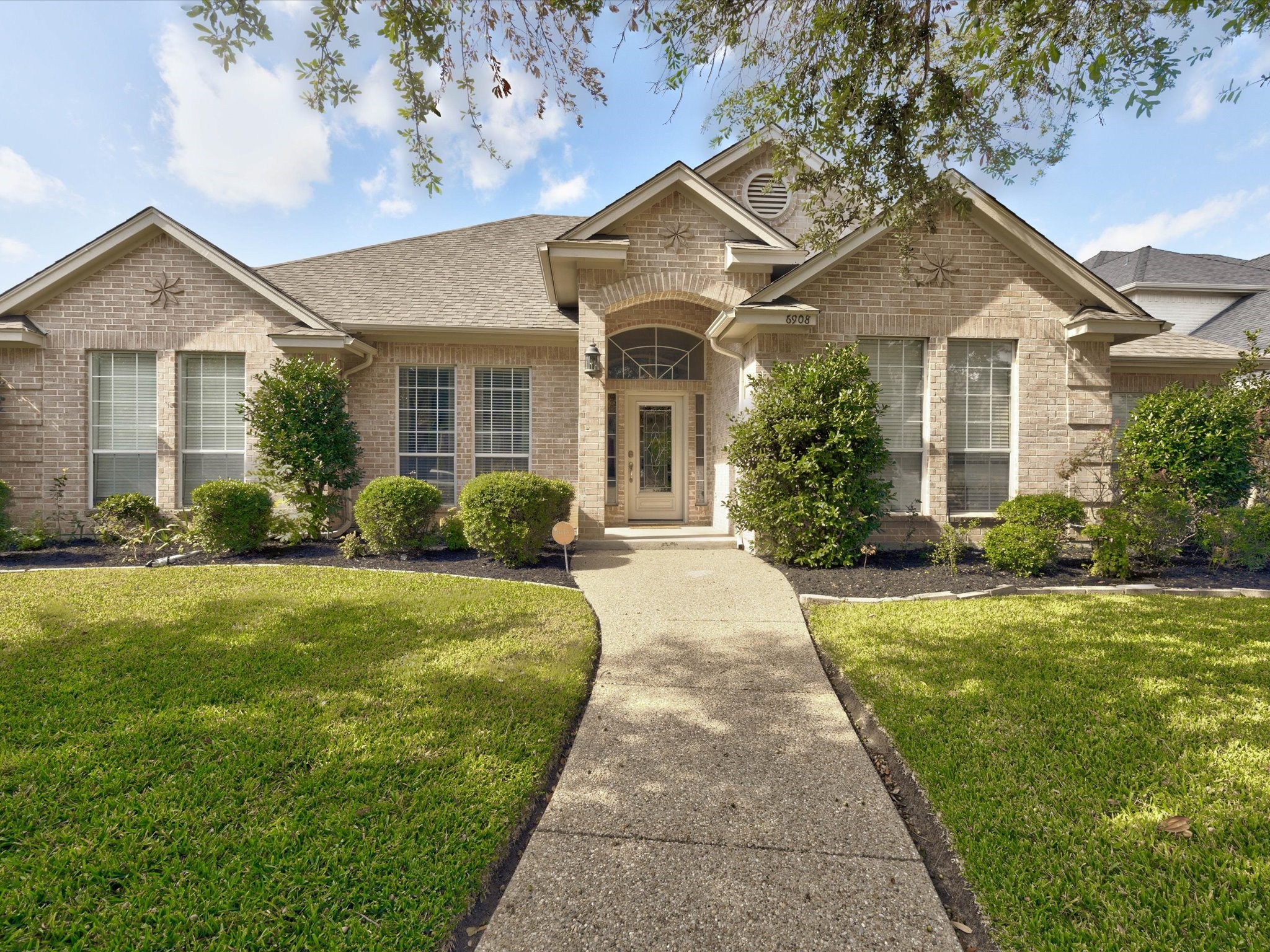 6908 Vista Ridge Drive W Fort Worth TX 76132