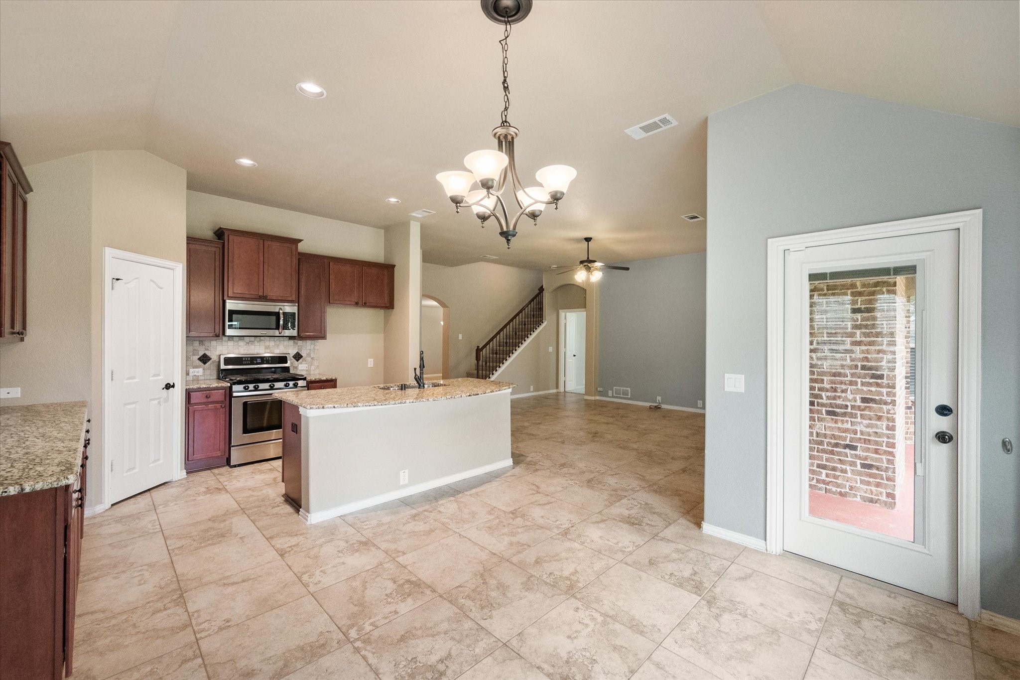 508 Highpoint Lane Mansfield TX 76063