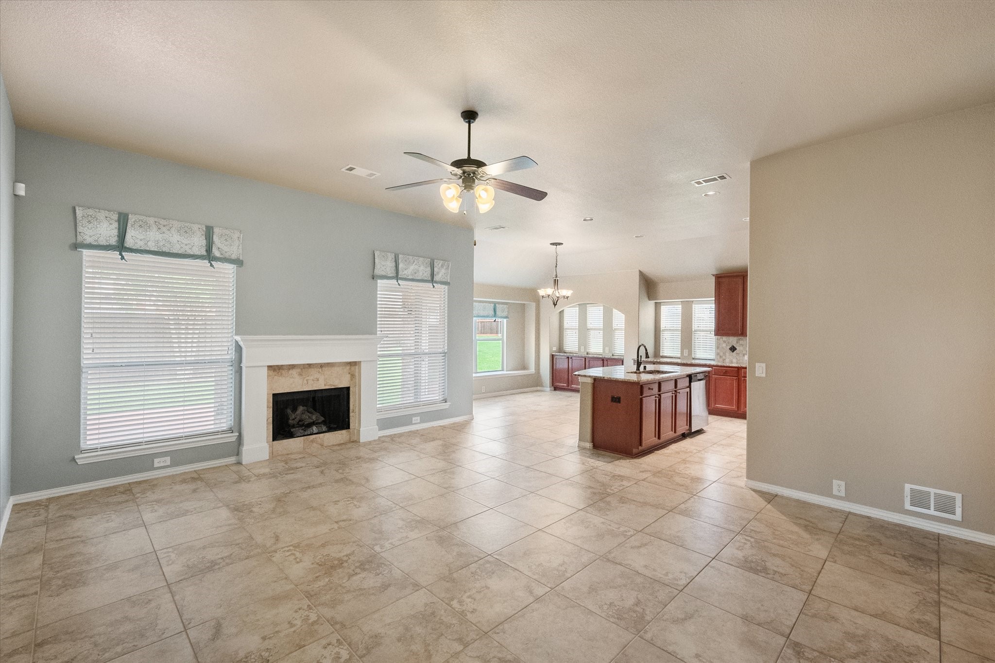 508 Highpoint Lane Mansfield TX 76063