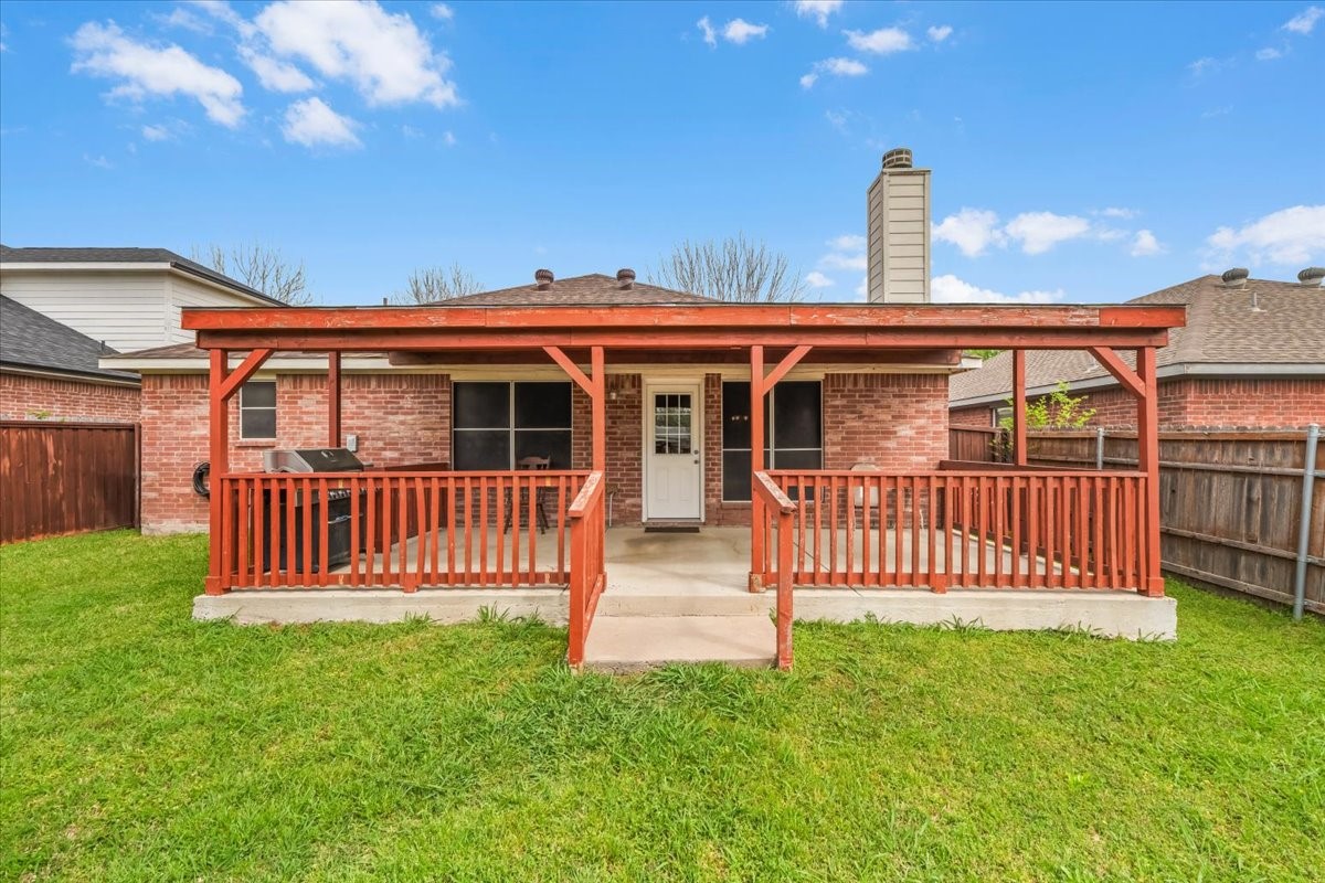 427 Cranbrook Lane Grand Prairie TX 75052