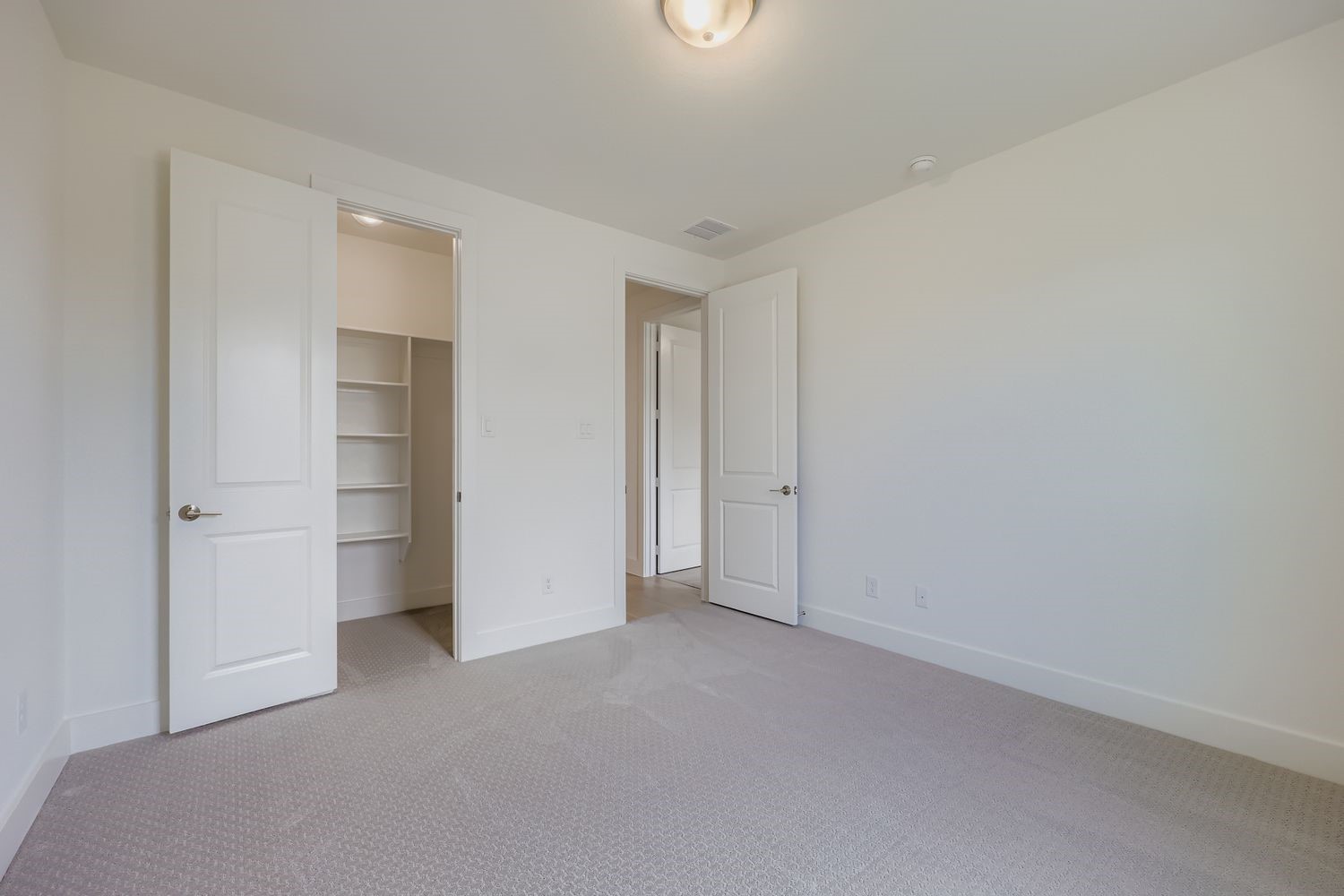 1817 Flowerfield Lane Mansfield TX 76063
