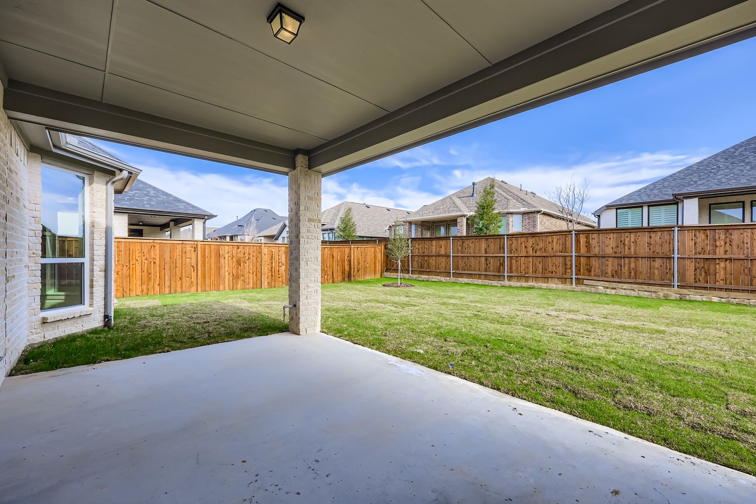 1817 Flowerfield Lane Mansfield TX 76063