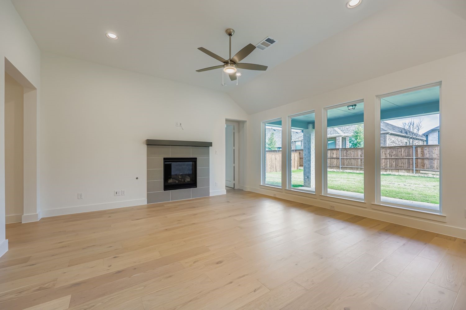 1817 Flowerfield Lane Mansfield TX 76063